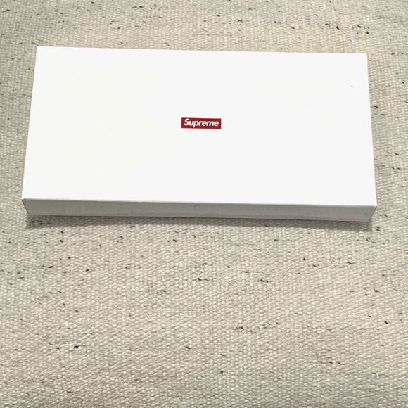 Supreme - Leather Waist/Shoulder Pouch (June 2019. Week 15) - Black - Picture 5 of 6